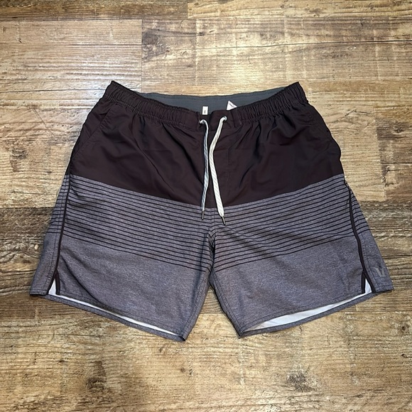 VUORI TRAIL SHORTS SIZE XL K29 - Picture 1 of 11